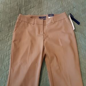 🆕️🏷TorieKhakis👖by Apt.9